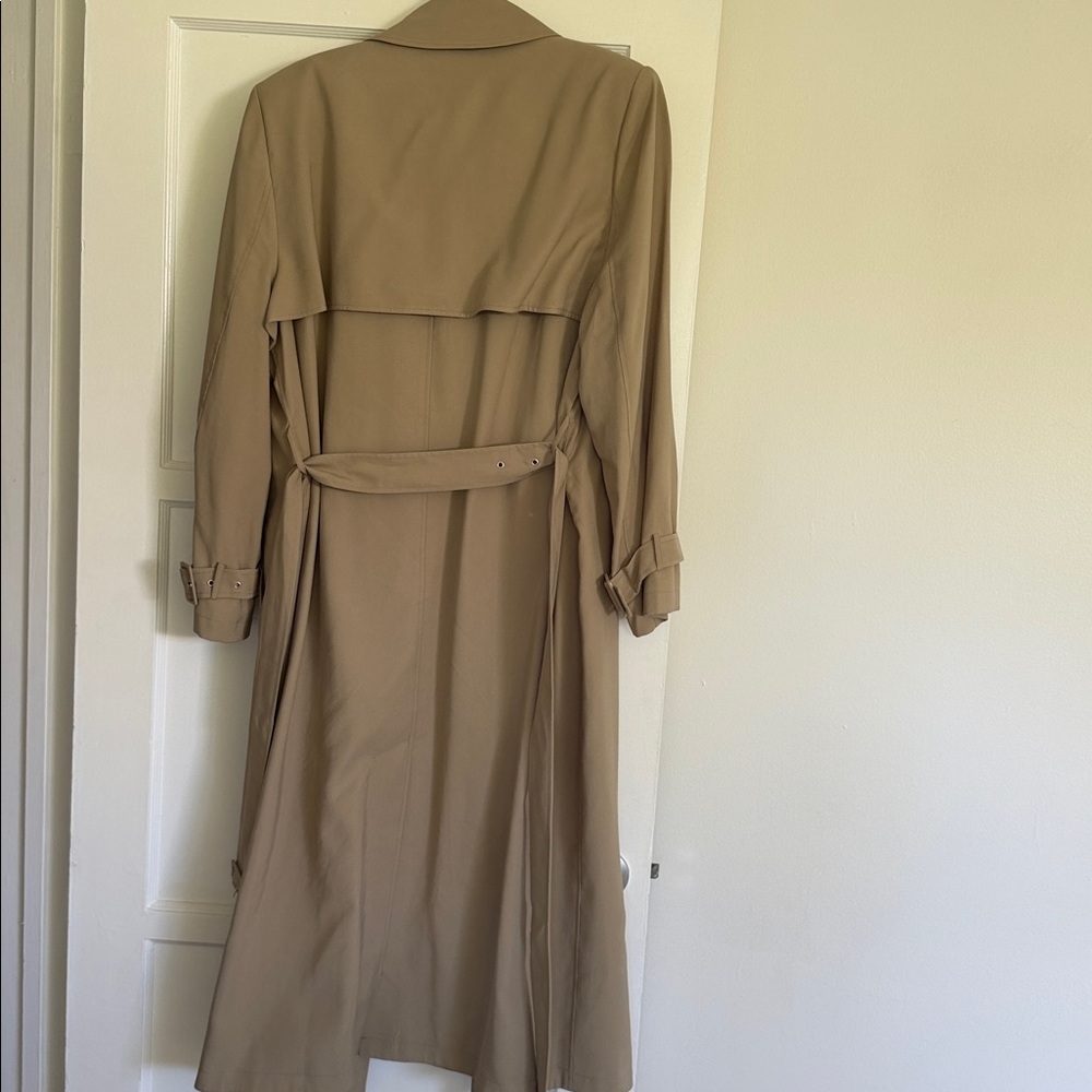 The SeI - 1690$ Beige Trench Coat with Belt - Picture 8 of 8